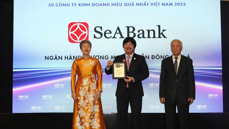 SeABank lần thứ 6 được vinh danh trong Top 50 doanh nghiệp có lợi nhuận xuất sắc nhất Việt Nam 2025