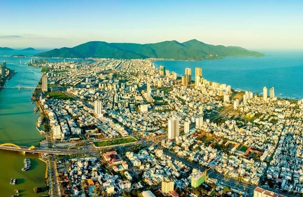 Lô đất A20 nằm trên trục Võ Văn Kiệt ngay sát cầu Rồng. Ảnh: Shutterstock