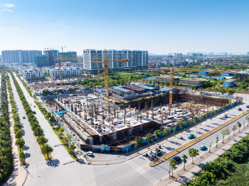 Anh 6_NobleCrystalLongBien.jpg