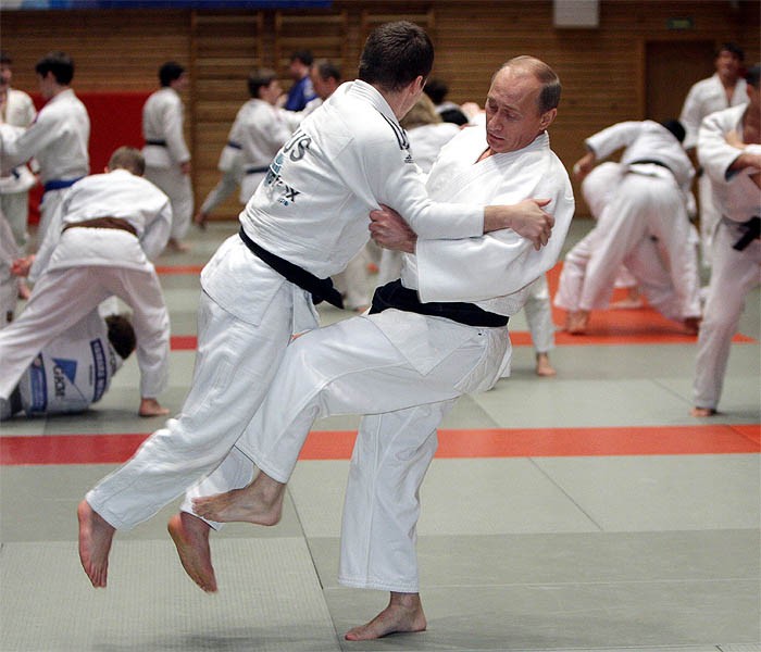 Ông Putin lập tức cho đối thủ đo ván nếu có cơ hội thích hợp