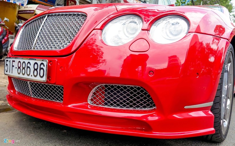 Bentley Continental GT sử dụng động cơ W12, 6.0 lít, công suất cực đại 552 mã lực và mô-men xoắn 650 Nm. Xe sử dụng hệ truyền động 4 bánh, tăng tốc từ 0-100 km/h trong 4,8 giây, tốc độ tối đa 318 km/h. Bentley Continental GT sử dụng động cơ W12, 6.0 lít, công suất cực đại 552 mã lực và mô-men xoắn 650 Nm. Xe sử dụng hệ truyền động 4 bánh, tăng tốc từ 0-100 km/h trong 4,8 giây, tốc độ tối đa 318 km/h.