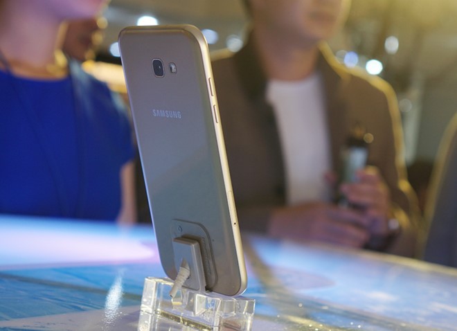 Sau Tết, smartphone ế dài tại Việt Nam ảnh 1