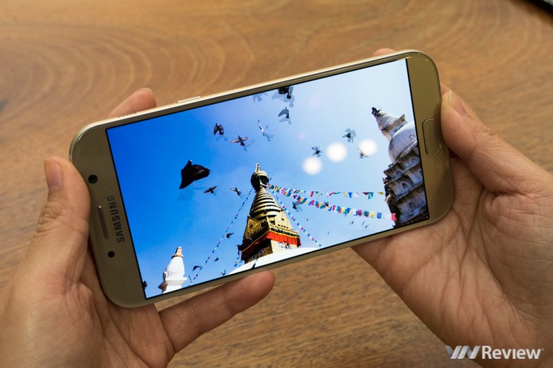 Đánh giá Samsung Galaxy A7 2017: Máy tầm trung giá cao cấp ảnh 26