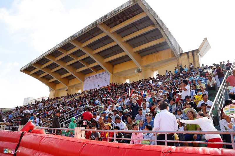 Nghìn người xem đua xe Honda chặng cuối tại Phú Yên ảnh 2