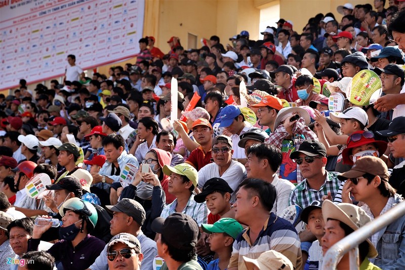 Nghìn người xem đua xe Honda chặng cuối tại Phú Yên ảnh 3