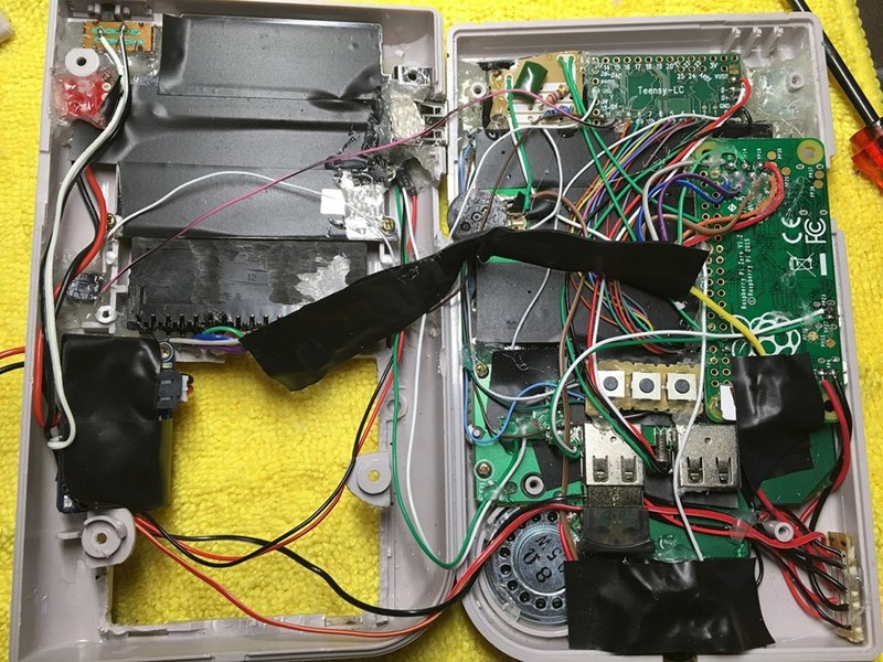 Bản độ Game Boy Nintendo màn hình màu, bốn nút, cấu hình mạnh ảnh 3