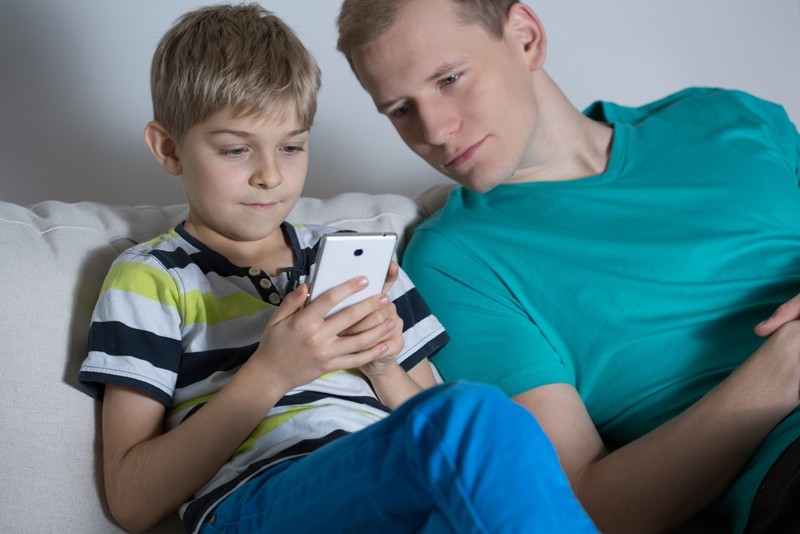 Những giải pháp bảo vệ trẻ thời công nghệ ảnh 2