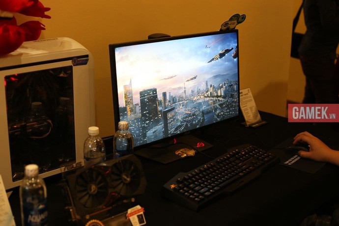 AMD chính thức ra mắt CPU Ryzen, VGA Radeon RX 500 tại Việt Nam: Giá tốt, hiệu năng cao, rất đáng mua