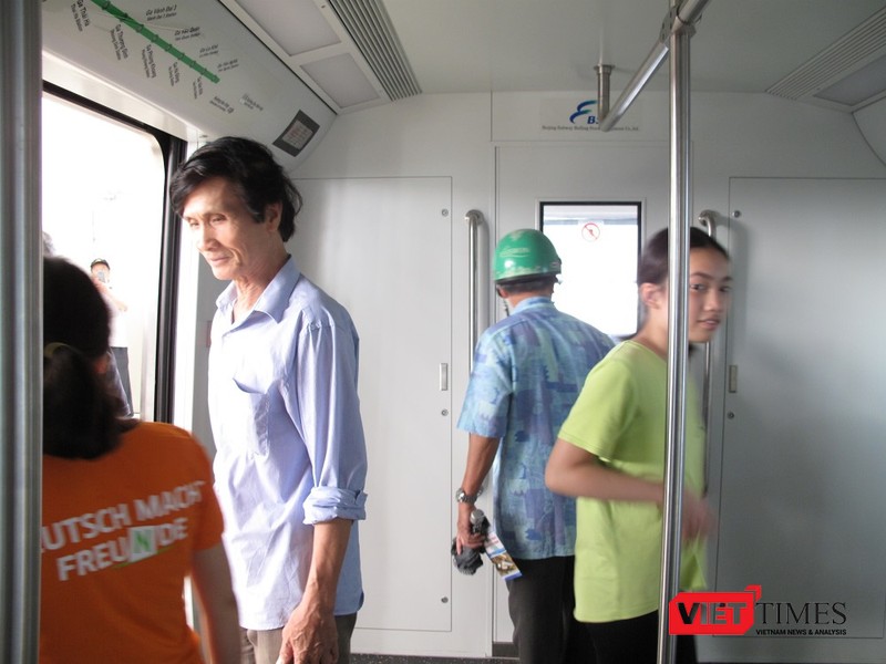 Cận cảnh nhà ga, tàu mẫu đường sắt trên cao Cát Linh - Hà Đông  ảnh 25