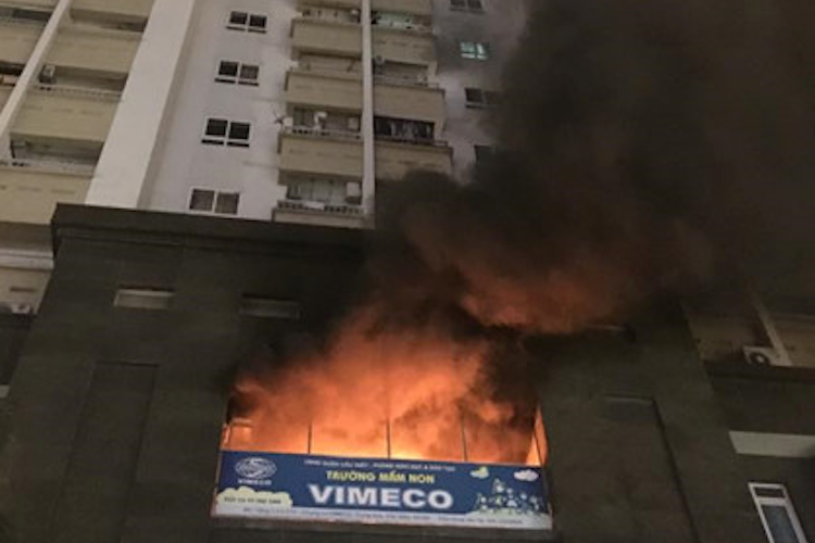 Cháy Chung cư Vimeco đường Nguyễn Chánh, Hà Nội
