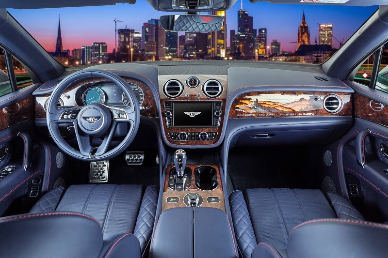 Cận cảnh Bentayga W12 Bespoke duy nhất tại Việt Nam ảnh 8