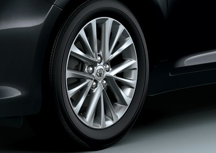 Toyota tiếp tục duy trì 3 phiên bản ở mẫu Camry 2017 vừa ra mắt ảnh 7