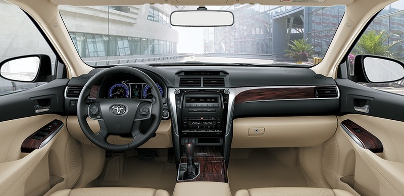 Toyota tiếp tục duy trì 3 phiên bản ở mẫu Camry 2017 vừa ra mắt ảnh 9