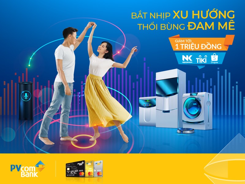 Khách hàng được hưởng nhiều quyền lợi với thẻ PVcomBank Mastercard.