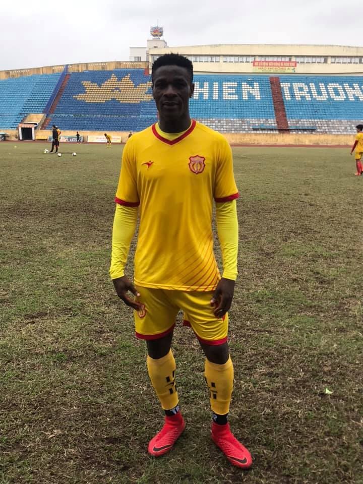 Vòng 11 V.League 2019: 7 gương mặt xuất sắc nhất ảnh 1 Khán giả sân Thiên Trường đều xác nhận, nếu không có anh, Nam Định khó lòng bảo toàn được kết quả 2-0