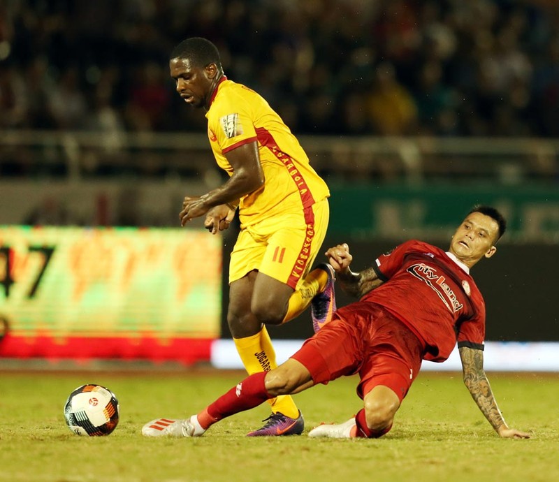 Rimario đã trở lại sau án treo giò khiến hàng công Thanh Hóa mạnh lên rất nhiều. Ảnh VPF