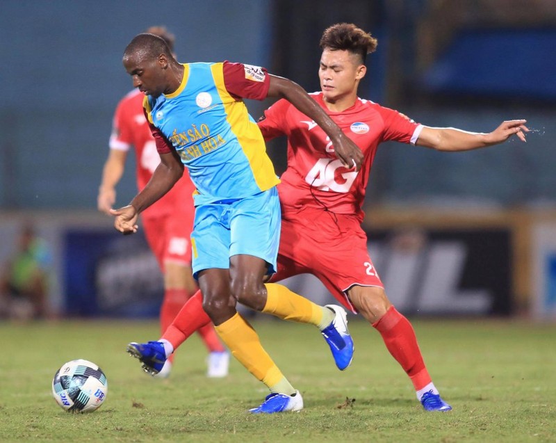 S.Khánh Hòa đang chìm dần cuối bảng xếp hàng. Ảnh VPF.