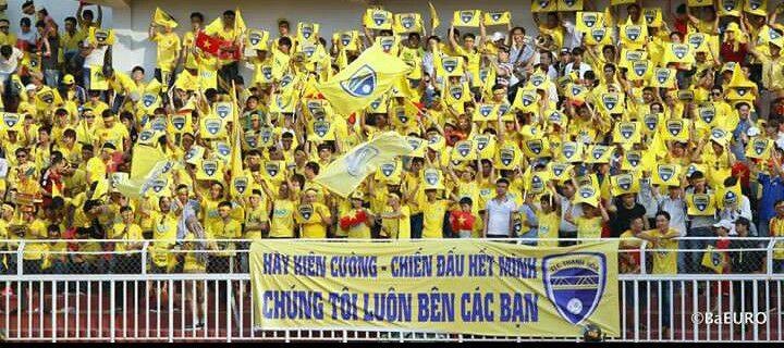 Đội bóng Thanh Hóa, trước đây và hiện tại vẫn là tài sản chung của người xứ Thanh. Ảnh Hội CĐV. Đội bóng Thanh Hóa, trước đây và hiện tại vẫn là tài sản chung của người xứ Thanh. Ảnh Hội CĐV.