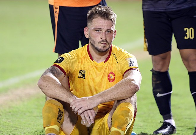 Bóng đá Thanh Hóa, khoảng lặng trước “cuộc chiến sống còn” ảnh 1 Lẻ loi. Ảnh VB.