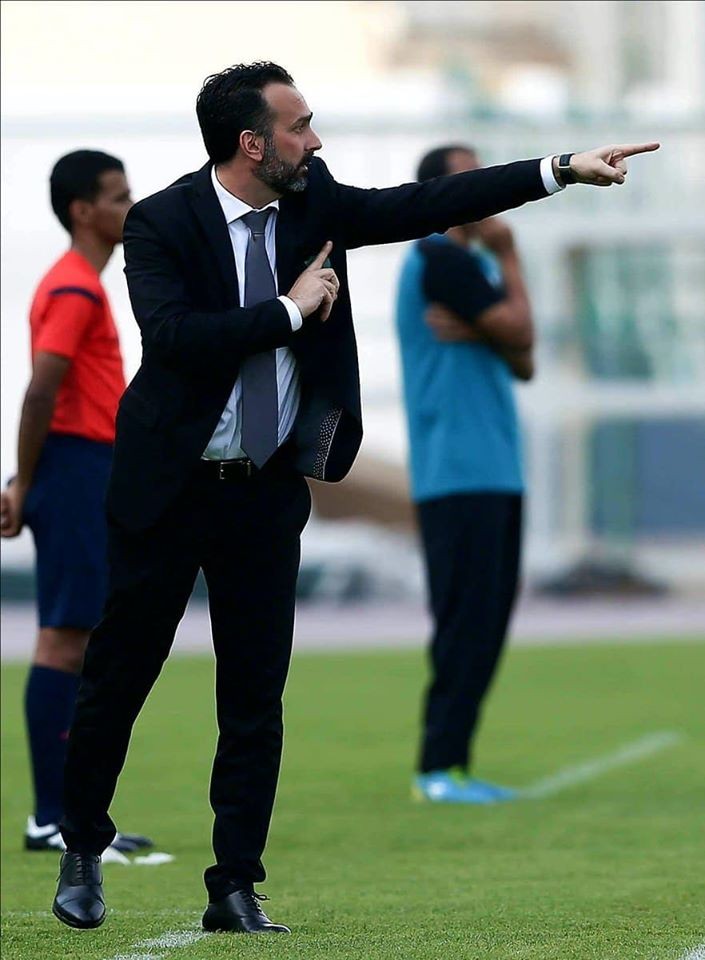 Chuyển nhượng V.League: Dạo quanh các sân cỏ ảnh 1 Fabio Lopez từng làm HLV đội Borneo đang đứng thứ 16 trong số 21 đội đang tham gia Giải vô địch Indonesia. Ảnh TH