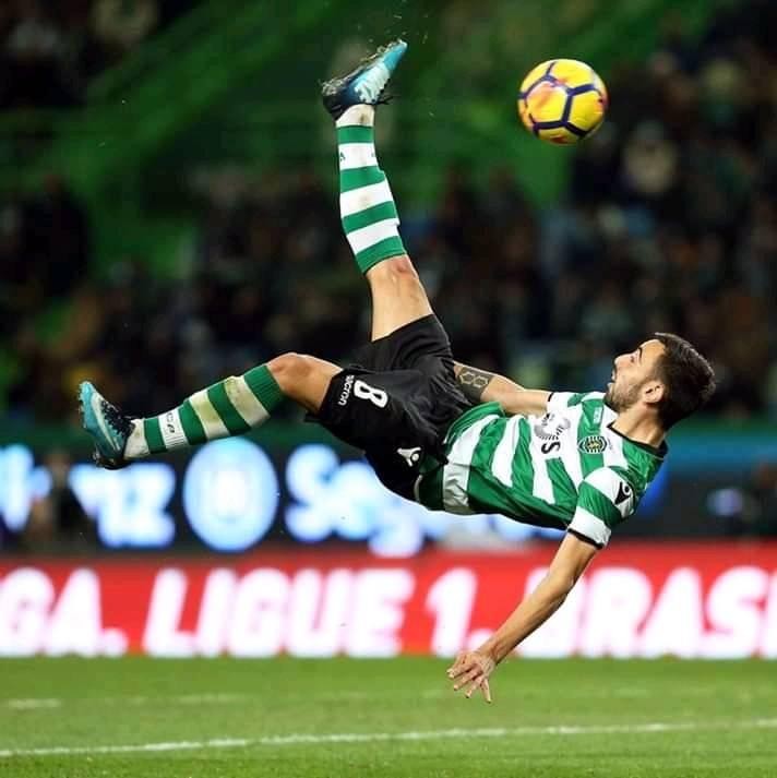 Mới 25 tuổi, Bruno Fernandes đã thể hiện những màn trình diễn ấn tượng. Ảnh CLB Mới 25 tuổi, Bruno Fernandes đã thể hiện những màn trình diễn ấn tượng. Ảnh CLB