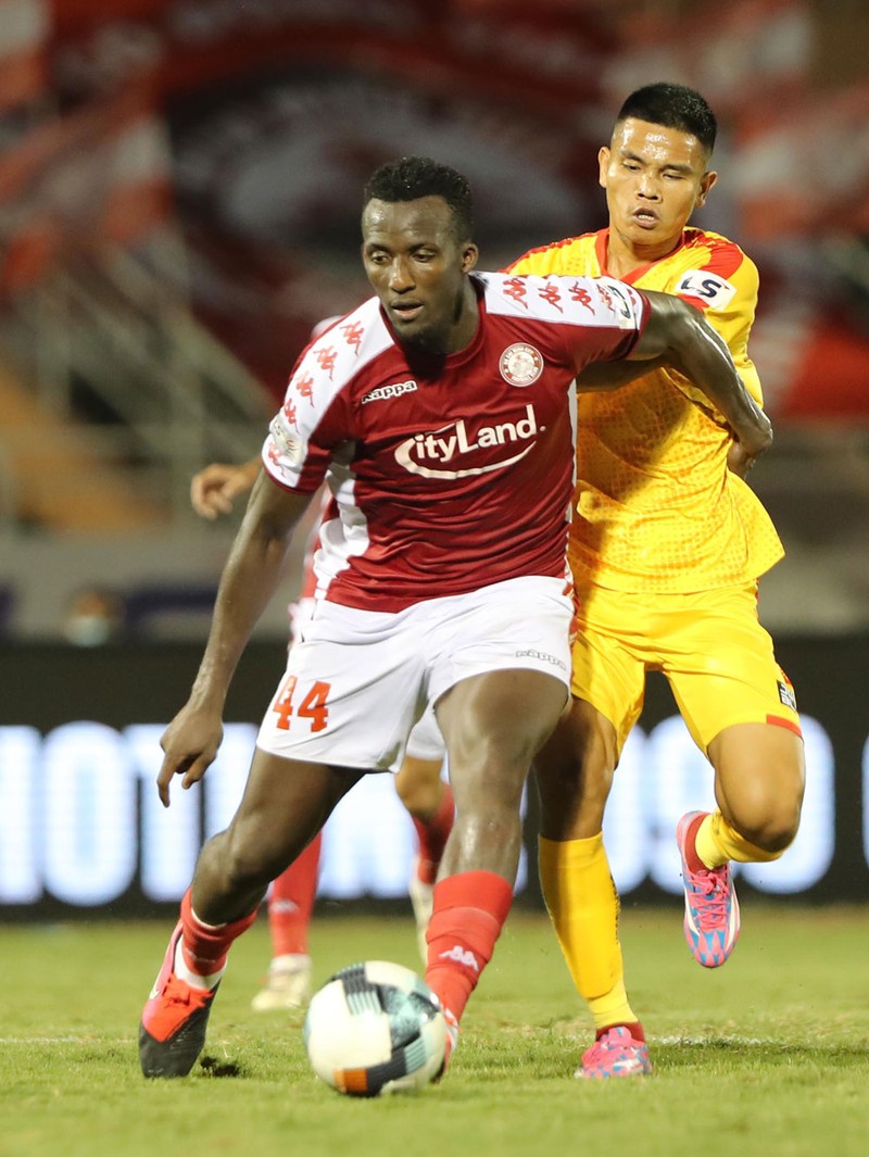 Công bằng mà nói trong 3 đội trắng tay sau 2 vòng đấu thì Thanh Hóa chơi có nét hơn. Ảnh VPF