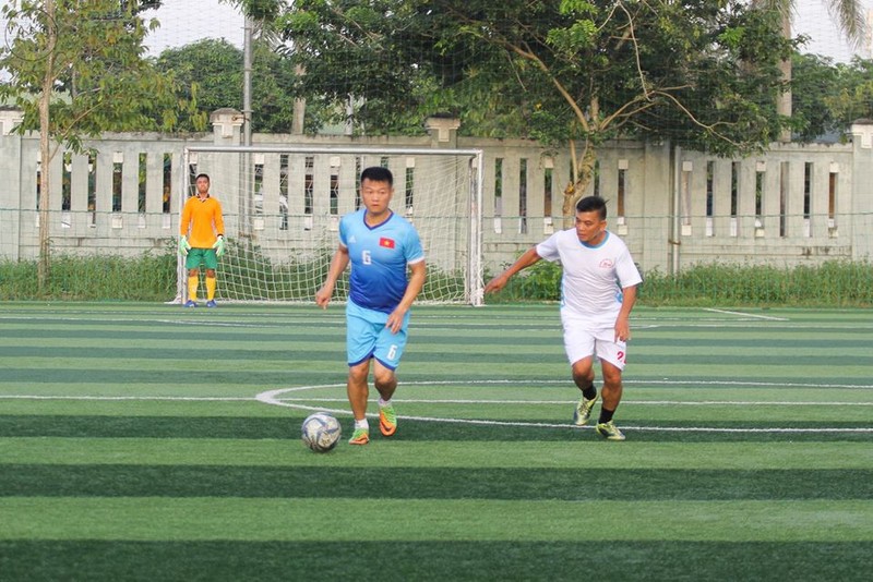 Trên sân phủi "thằng Béo" vẫn có những pha bóng ma mị. Ảnh FBNV Trên sân phủi "thằng Béo" vẫn có những pha bóng ma mị. Ảnh FBNV