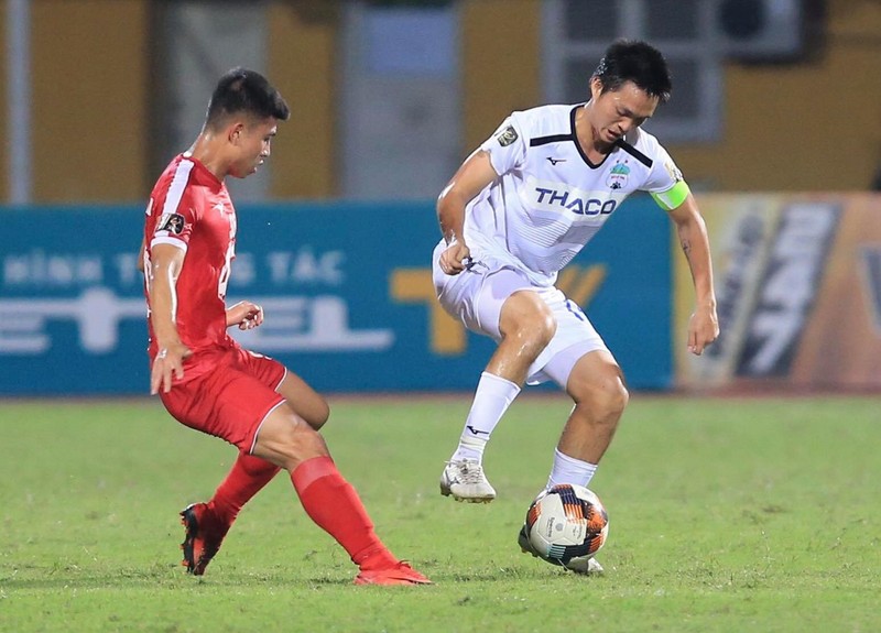 Tuấn Anh vẫn được kỳ vọng là nhạc trưởng tuyến giữa của HAGL. Ảnh VPF