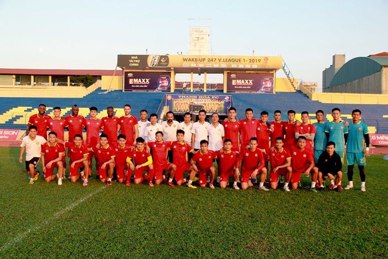 Sau 2 vòng đấu, Thanh Hóa là đội duy nhất chưa ghi bàn thắng và trung phong cắm Grace Tanda đã phải ra đi. Ảnh CLB