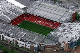 Công việc trước mắt của Ed Woodward và HLV Solskjaer là phải “dọn dẹp” phòng thay đồ sân Old Trafford. CLB MU