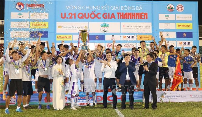 Kinh phí duy trì đội bóng U21 Hà Nội sẽ do tỉnh Phú Thọ đảm nhiệm, còn CLB Hà Nội chỉ hỗ trợ về chuyên môn. Ảnh HNFC