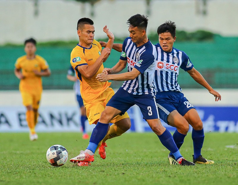 SLNA đã thua trận trước BR- Vũng tàu trên chấm 11m. Ảnh VPF SLNA đã thua trận trước BR- Vũng tàu trên chấm 11m. Ảnh VPF