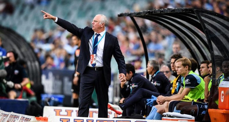 HLV Graham Arnold đang có 9 trận toàn thắng cùng đội tuyển Australia . Ảnh CNN