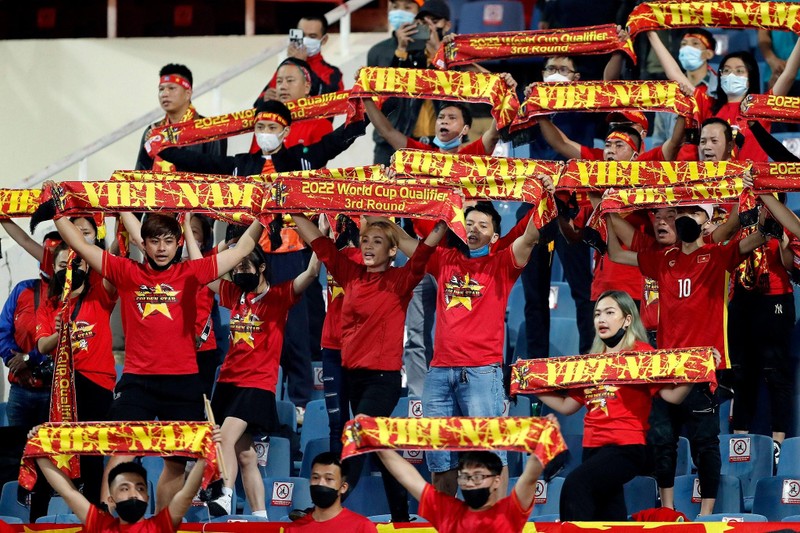 Mãi mãi một tình yêu cho đội tuyển Việt Nam. Ảnh VFF Mãi mãi một tình yêu cho đội tuyển Việt Nam. Ảnh VFF