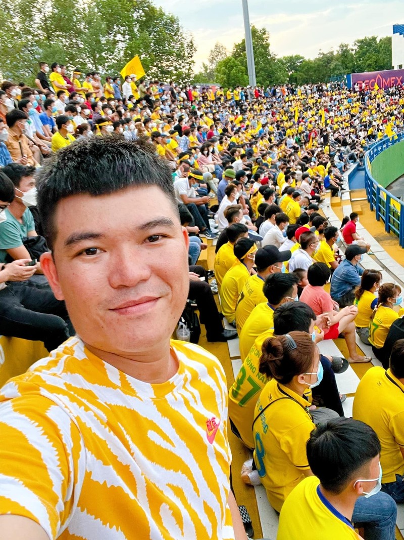 "Các bạn sẽ thấy một tinh thần và một sắc vàng rất khác ở sân Thống Nhất", Thanh Tùng chia sẻ. Ảnh TT "Các bạn sẽ thấy một tinh thần và một sắc vàng rất khác ở sân Thống Nhất", Thanh Tùng chia sẻ. Ảnh TT