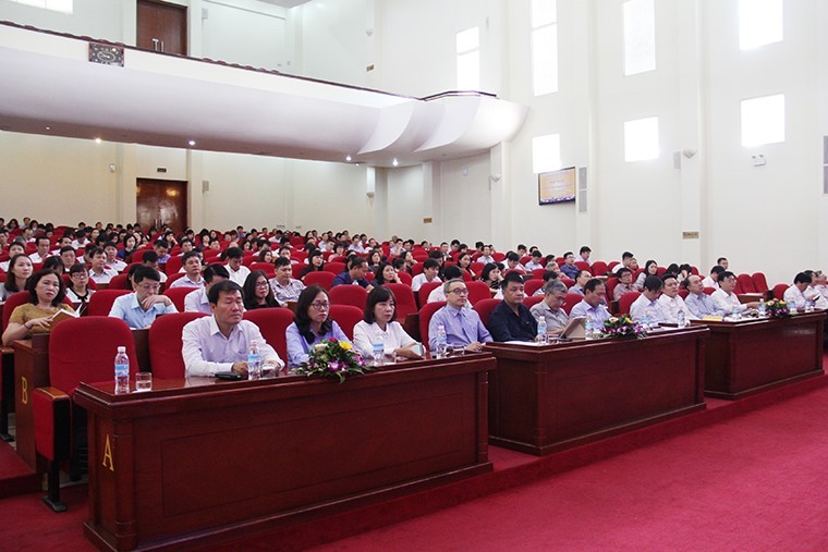 Các đại biểu tham dự Hội nghị tập huấn Các đại biểu tham dự Hội nghị tập huấn