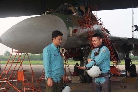 Trao đổi kinh nghiệm bay huấn luyện Trao đổi kinh nghiệm bay huấn luyện