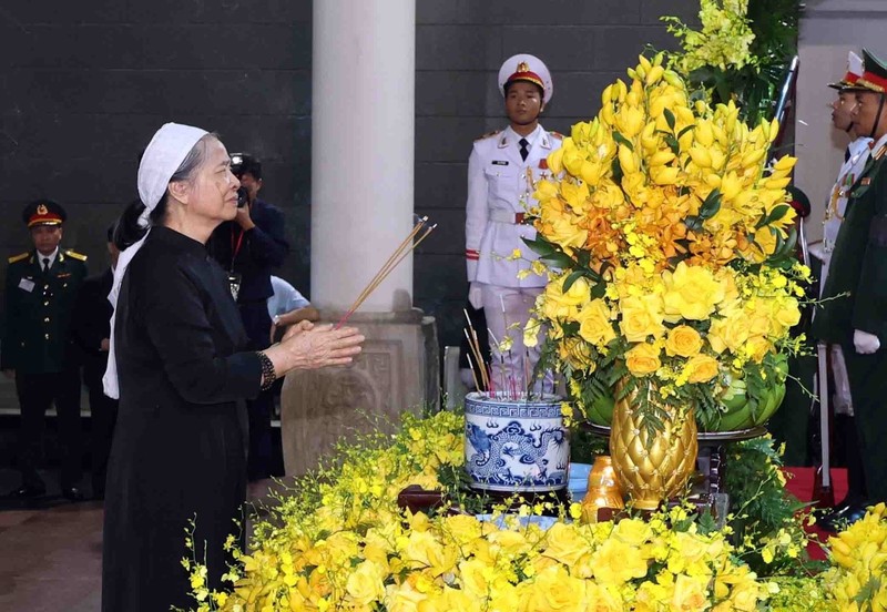 quoc-tang-tong-bi-thu-nguyen-phu (4).jpg