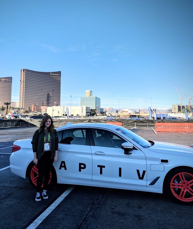 Cảm giác lần đầu ngồi trên ô tô tự lái như thế nào? ảnh 6