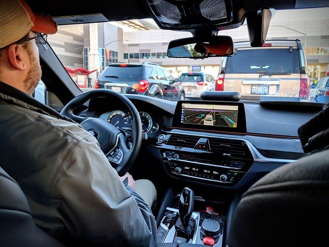 Cảm giác lần đầu ngồi trên ô tô tự lái như thế nào? ảnh 8