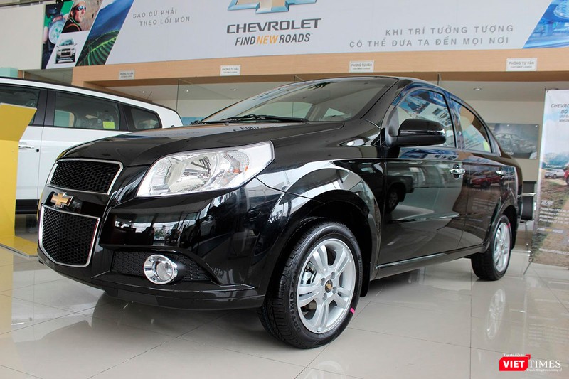 Chevrolet Aveo cũng nhận được mức giảm khá từ 50-60 triệu đồng