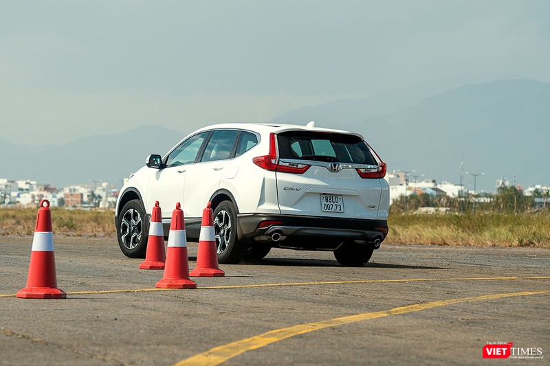 Honda Việt Nam bất ngờ tăng giá gần 200 triệu đồng đối với CR-V mới ảnh 1