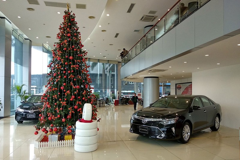 Thị trường ô tô “ngấm đòn” Nghị định 116:  Ông lớn “dỗi”, khách hàng sốc nặng ảnh 2