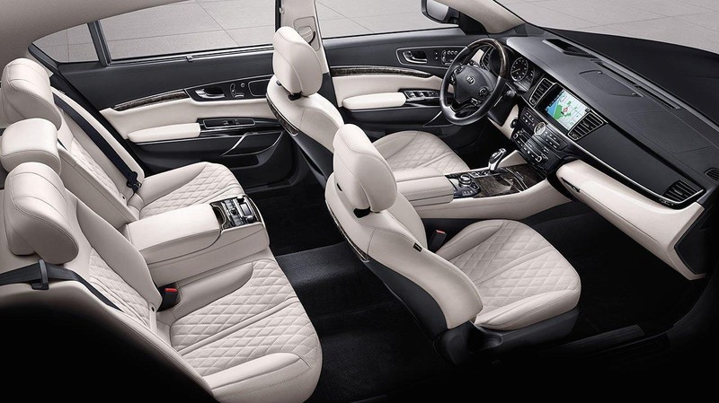 Mẫu sedan cao cấp nhất của Kia chuẩn bị ra mắt thế hệ mới ảnh 2