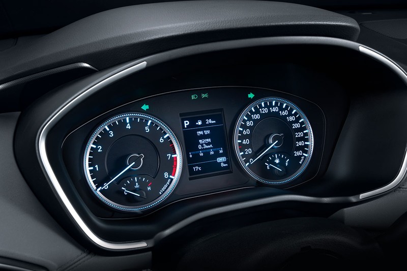 Cận cảnh mẫu Hyundai Santa Fe 2019 vừa chính thức ra mắt  ảnh 18