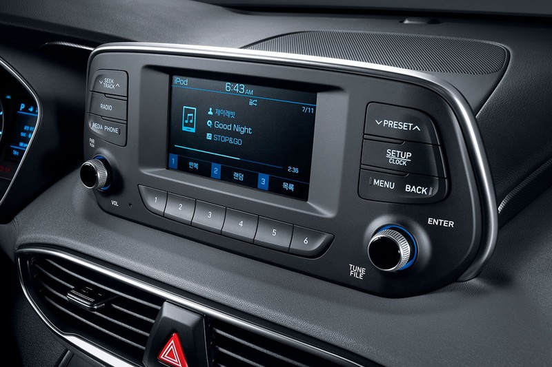 Cận cảnh mẫu Hyundai Santa Fe 2019 vừa chính thức ra mắt  ảnh 20