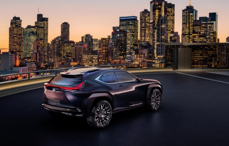 Lexus UX concept ra mắt tại triển lãm Paris 2016