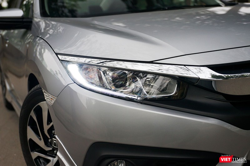 Honda Civic 1.8 E 2018 có xứng với mức giá 758 triệu đồng? ảnh 8