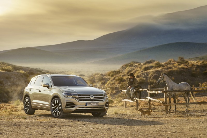 Volkswagen Touareg 2019 chính thức trình làng, to hơn, nhẹ hơn và đầy ắp công nghệ ảnh 11