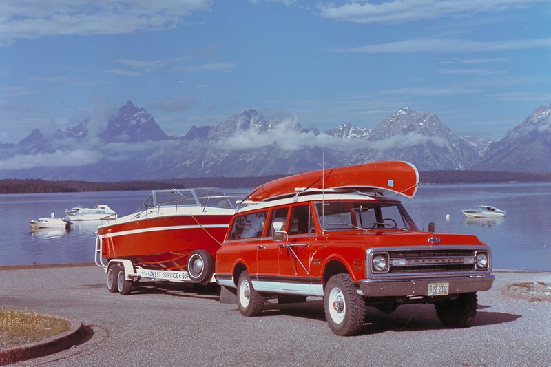 Nhìn lại lịch sử hình thành dòng SUV của Chevrolet ảnh 14